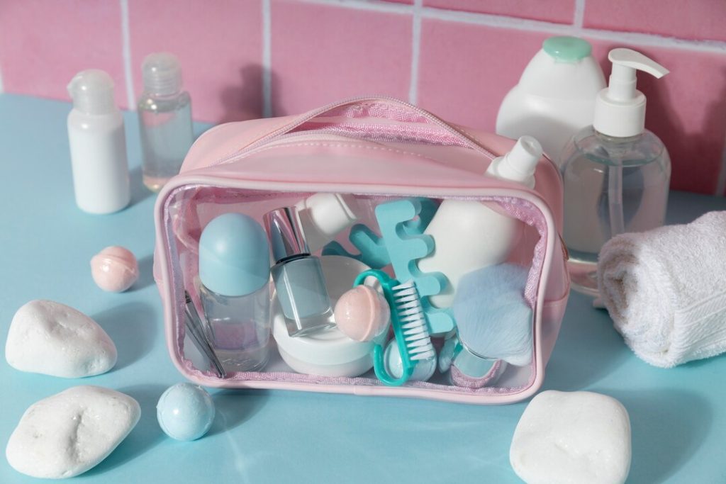 beauty neonato con prodotti indispensabili